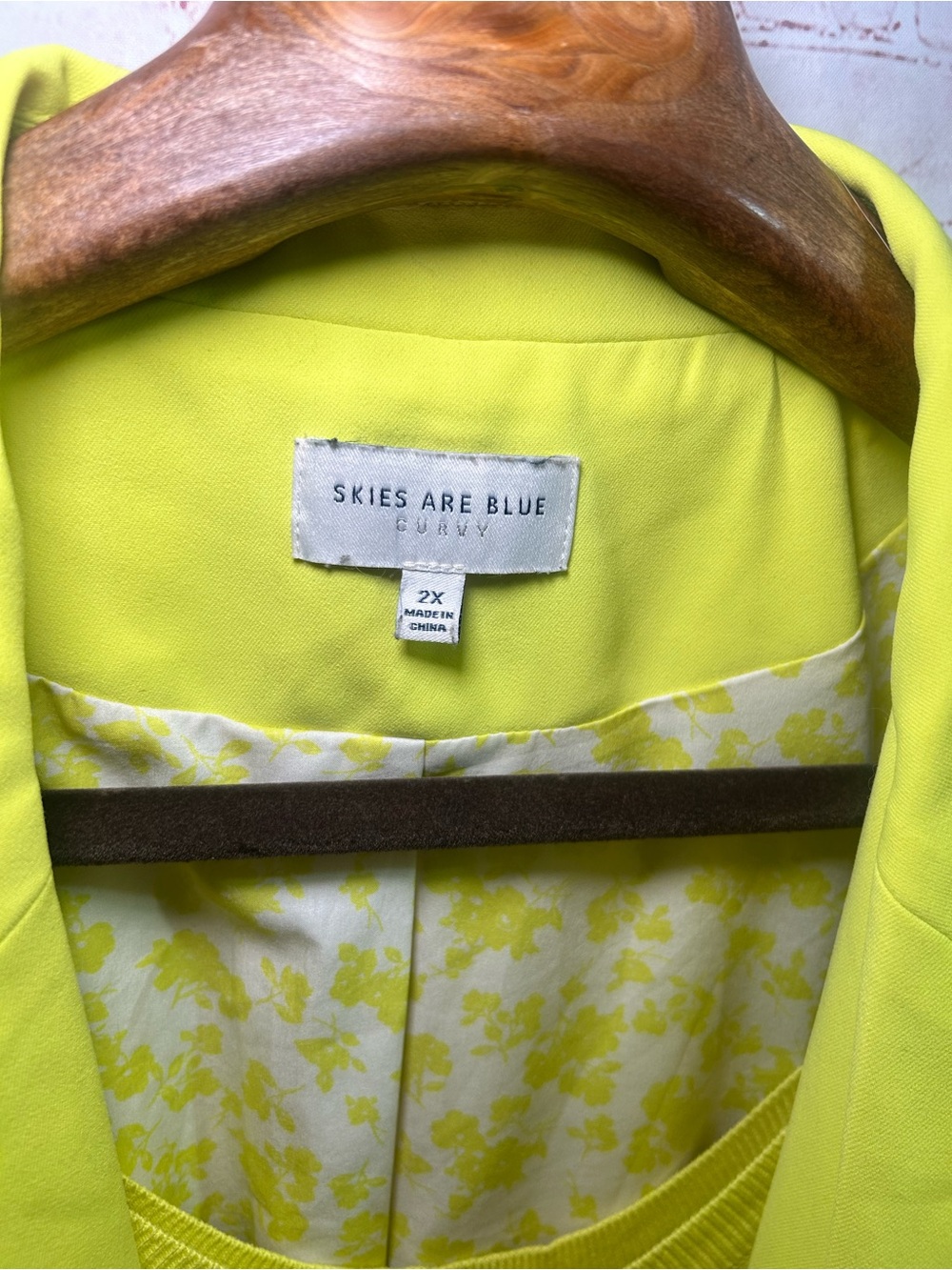 Skies Are Blue Neon Yellow Blazer & Sweater Tank Set Bright Chartreuse Suiting - Picture 4 of 11